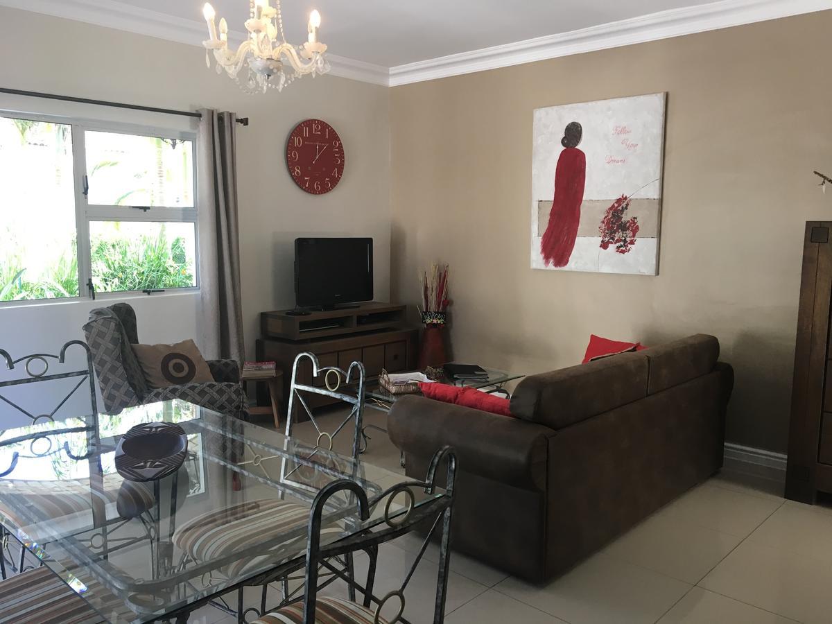 African Palm Cottage And Guesthouse Durbanville Exterior photo
