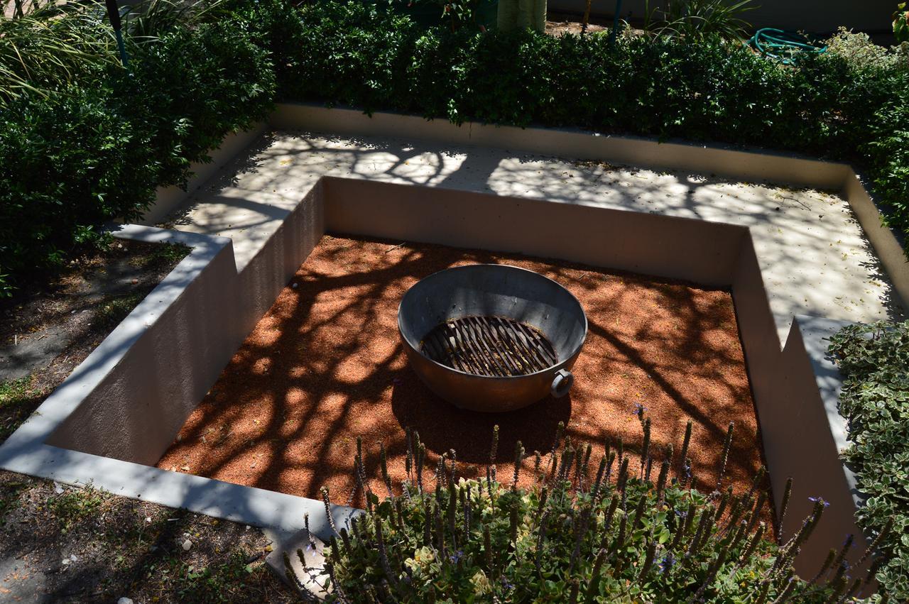 African Palm Cottage And Guesthouse Durbanville Exterior photo