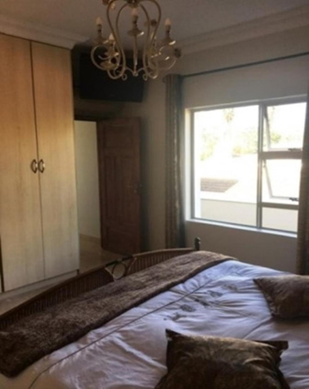 African Palm Cottage And Guesthouse Durbanville Exterior photo