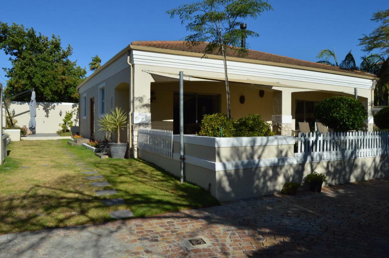 African Palm Cottage And Guesthouse Durbanville Exterior photo