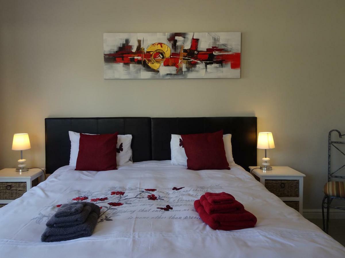 African Palm Cottage And Guesthouse Durbanville Exterior photo